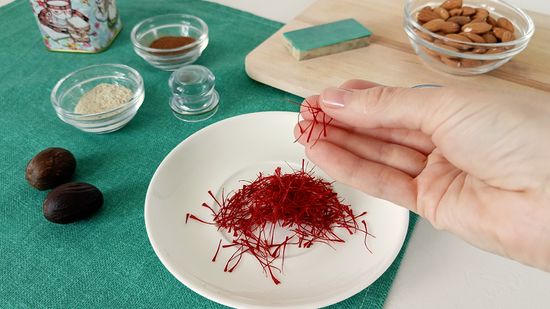 How to Use Saffron